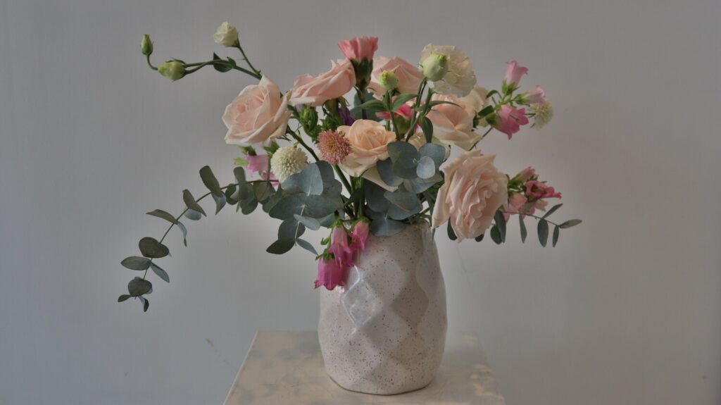Bình hoa đẹp, hoa chất lượng, các giống hoa hồng